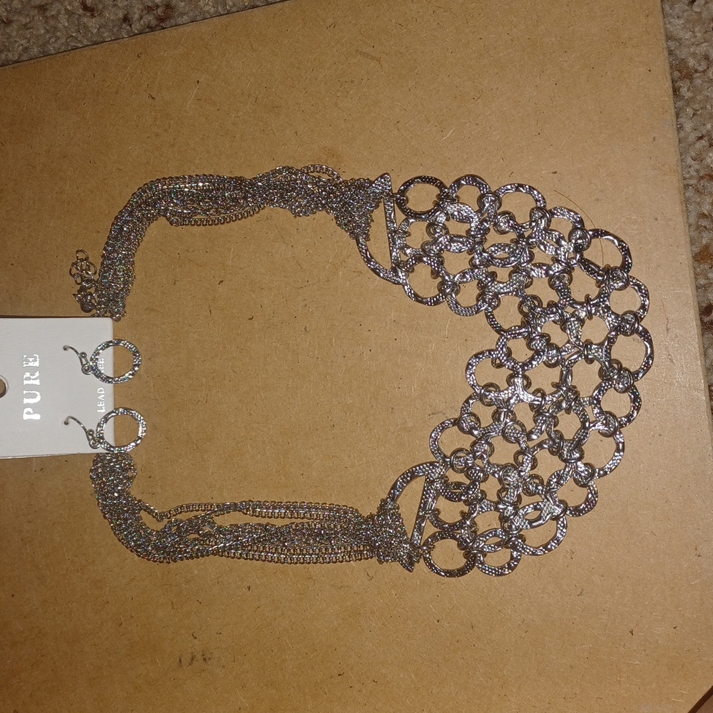 Necklace & earring set, PURE